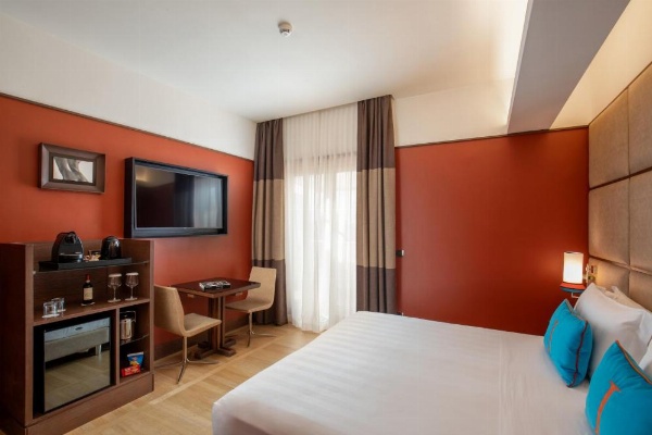 The Independent Hotel image 21