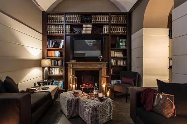 The Independent Hotel image 7